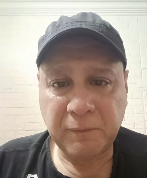 عمرو يسري